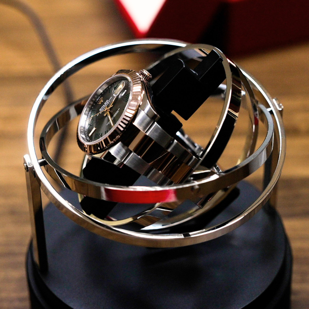 Gyroscopic Orbit Watch Winder, Silver